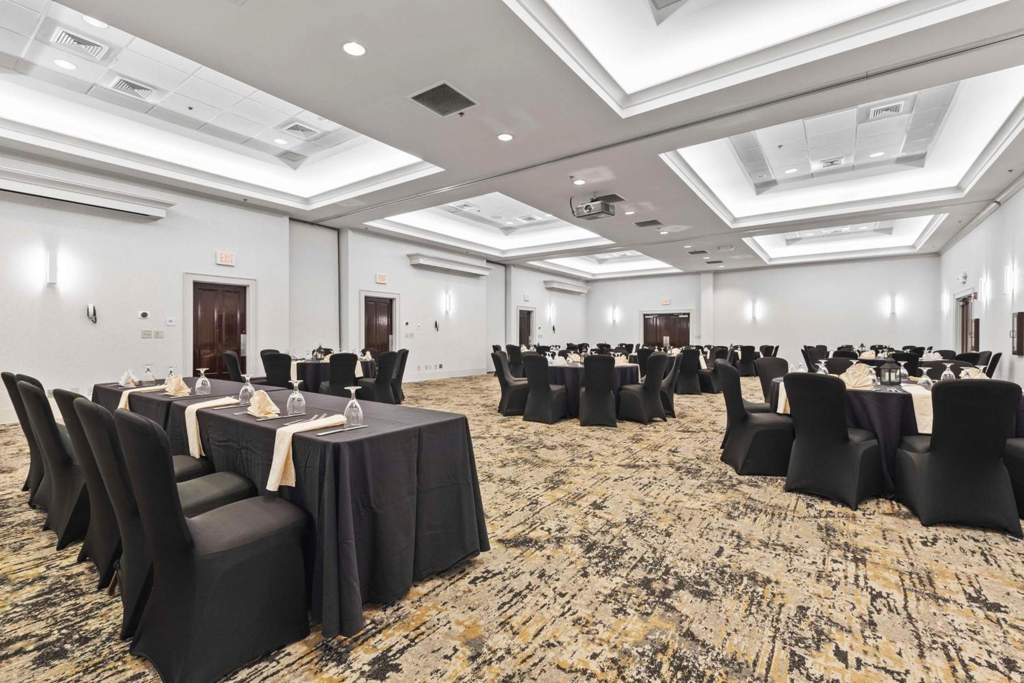 Doubletree By Hilton
