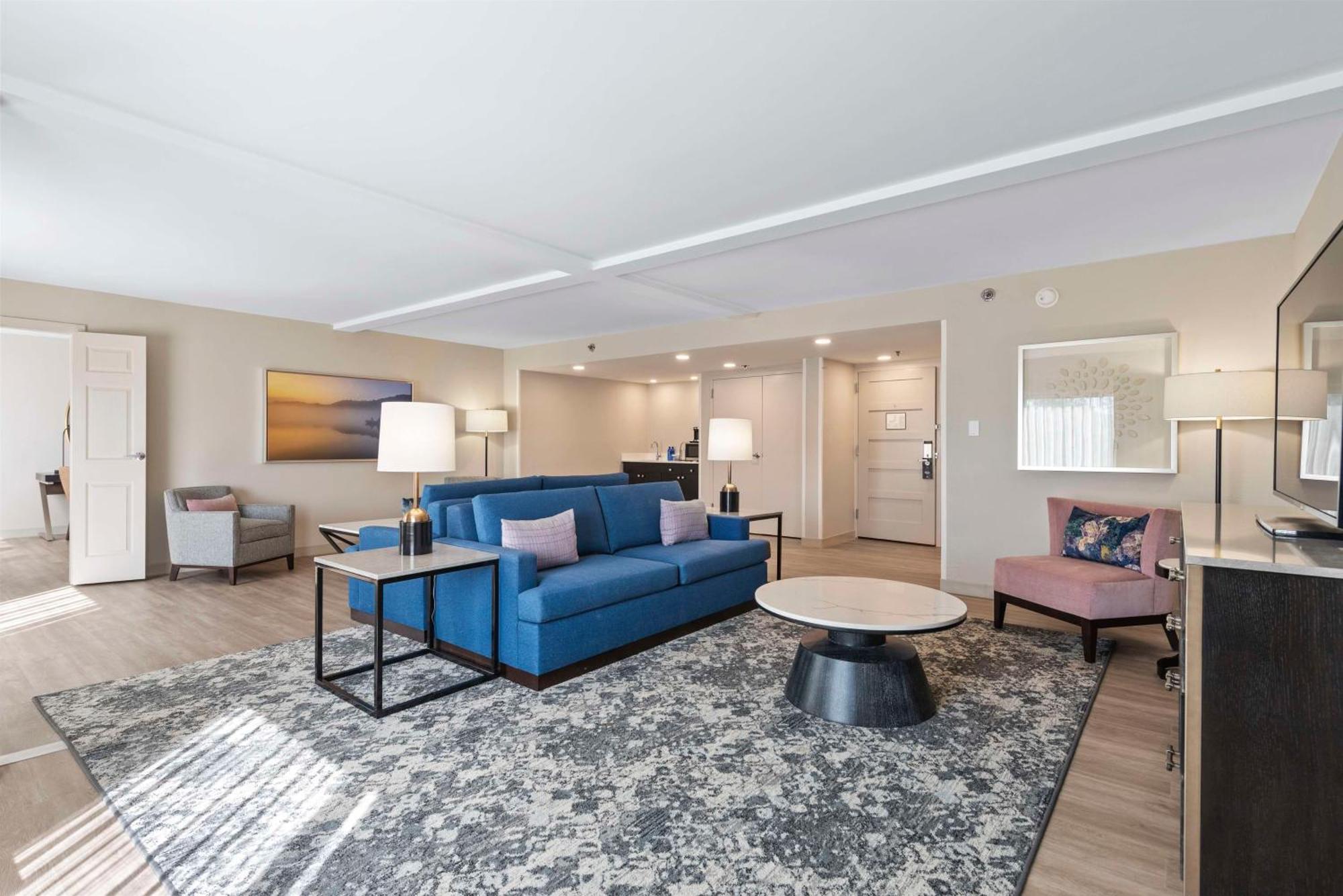 Doubletree By Hilton Hotel Columbus